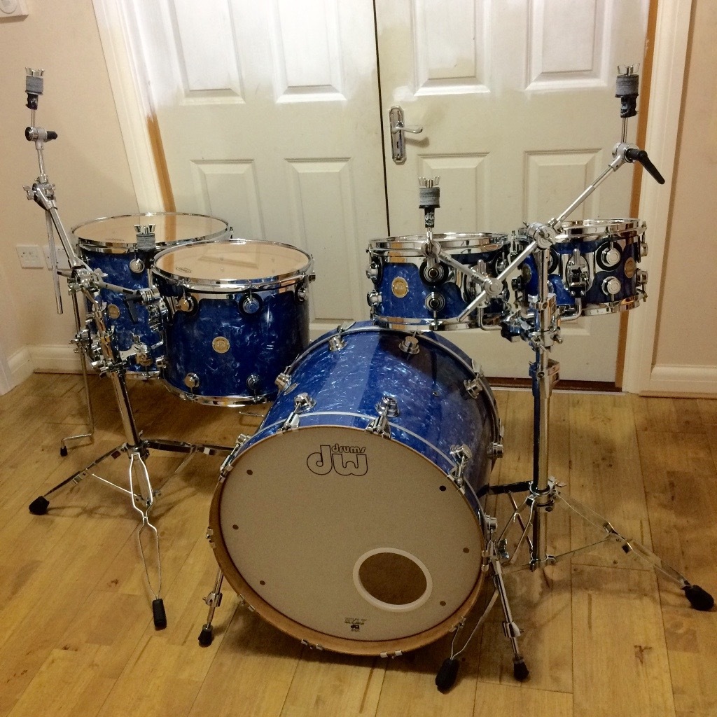 Fully Refurbished DW Collectors Series Drum Kit // Navy Blue Diamond