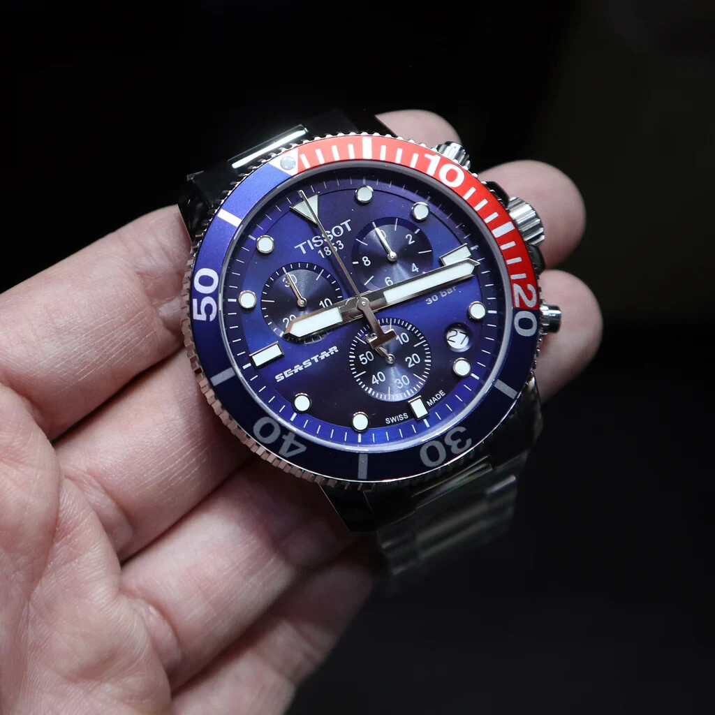 Pre-owned Tissot Seastar 1000 Chronograph T120.417.11.041.03 Men's Wristwatch