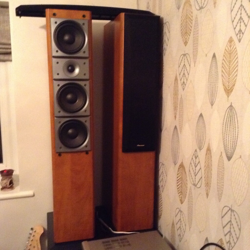Pioneer 100 Watt Floor Standing Speakers In Teignmouth Devon