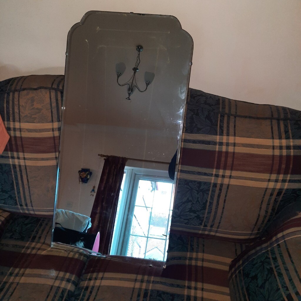 Vintage mirror with bevelling and heavy backing board in Perth, Perth