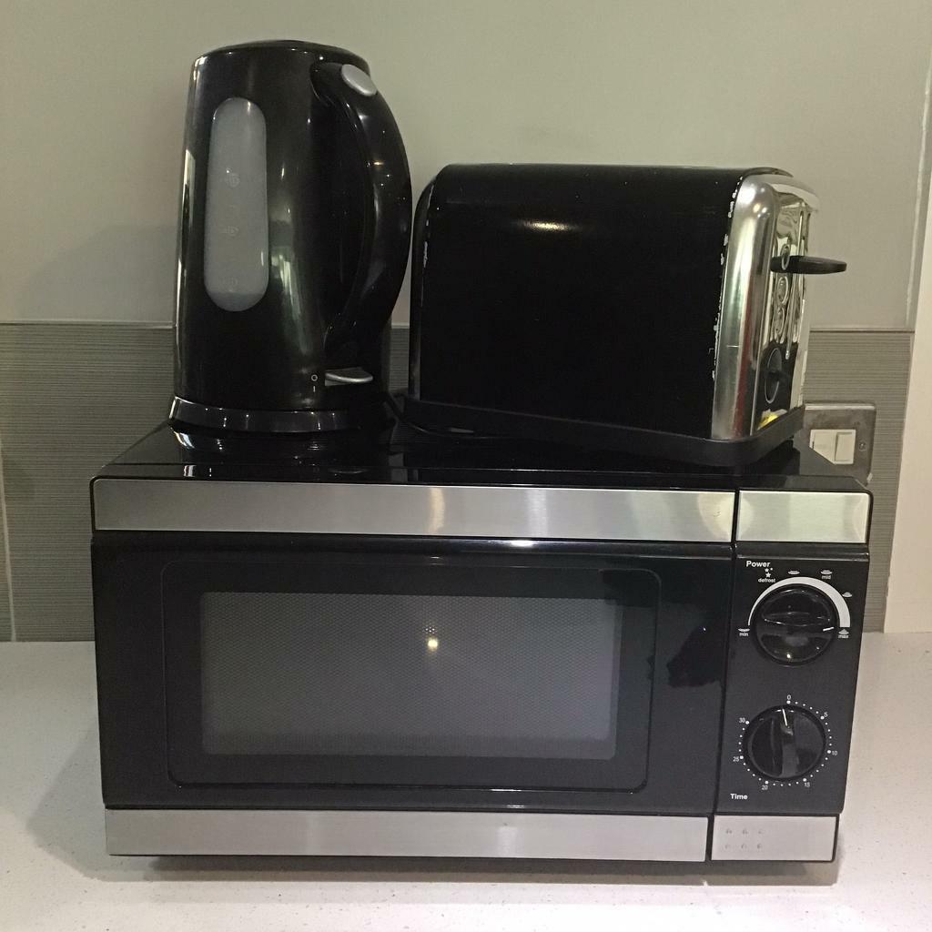 Microwave, kettle and toaster in black in Washington, Tyne and Wear