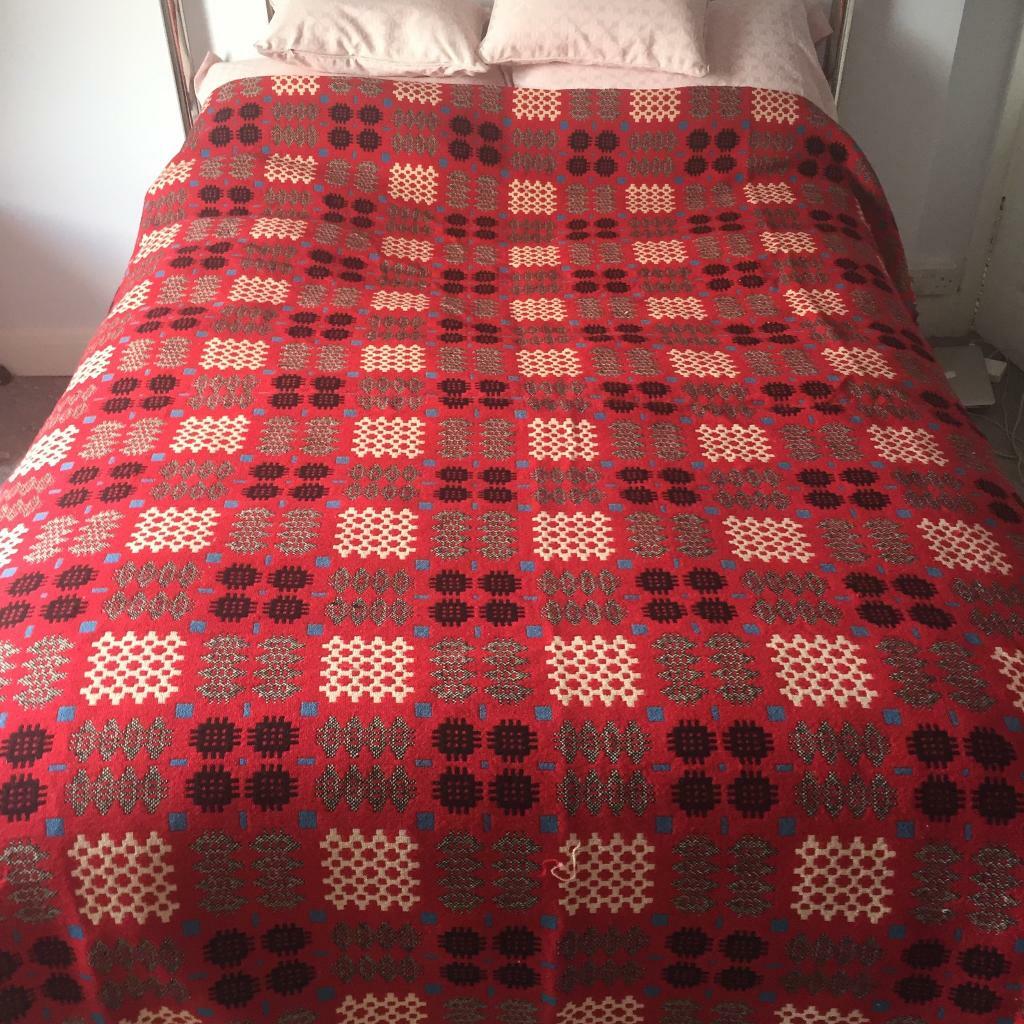 Vintage Rock mill pure wool welsh blanket bedspread in Whitchurch