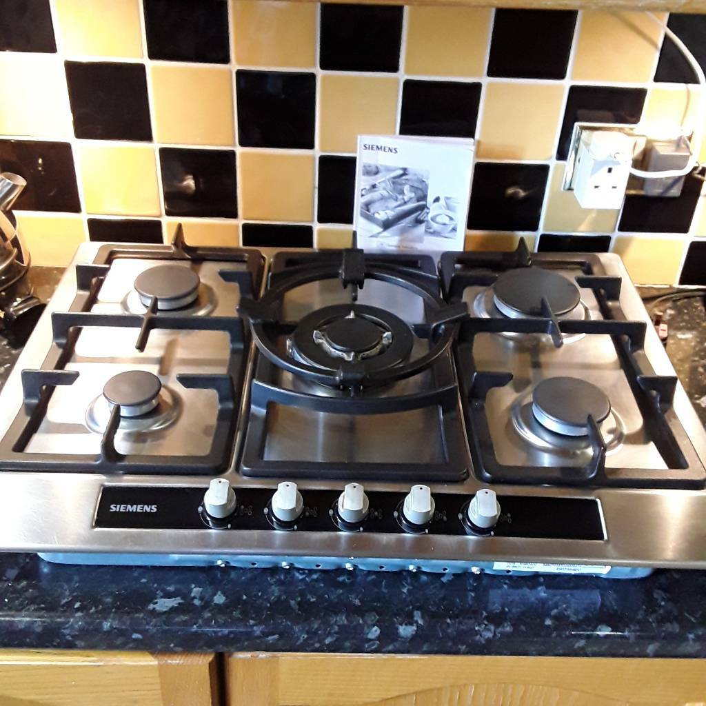 Siemens gas hob size 700x500 5 burner with wok in Southside, Glasgow