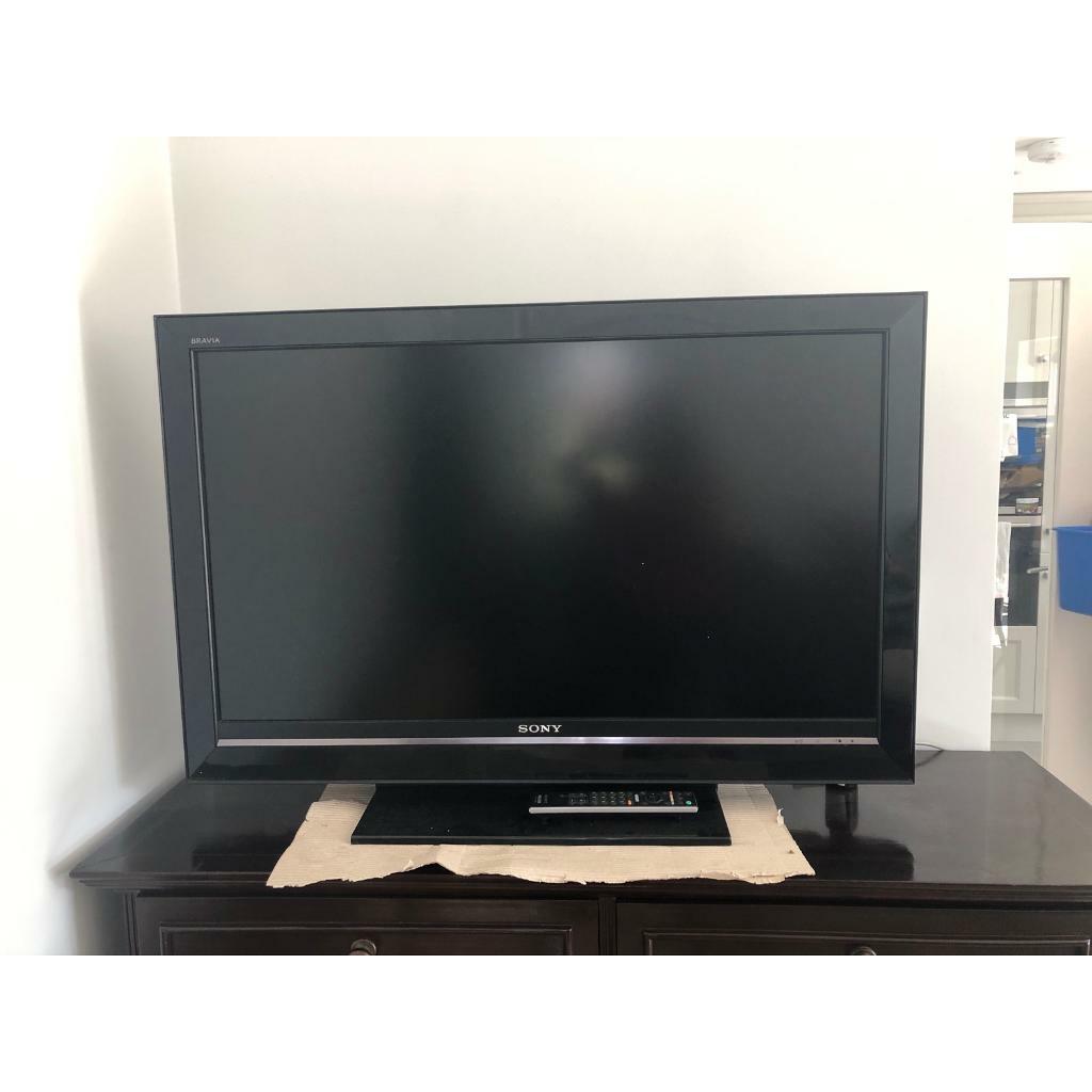 40” Sony LCD colour TV in excellent condition in Ascot, Berkshire Gumtree