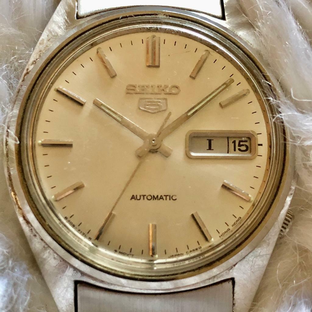 vintage-circa-1980s-seiko-5-automatic-day-date-mens-gents-watch-japan