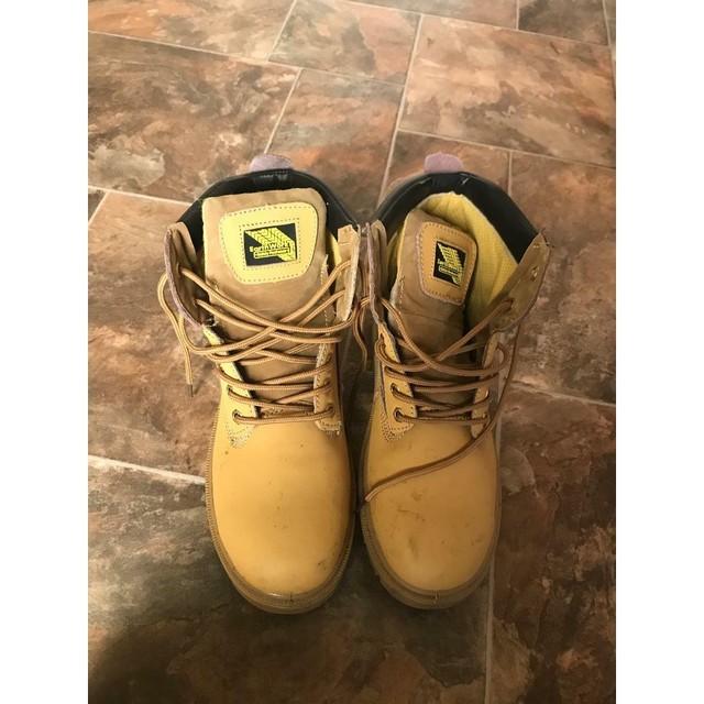 earth work safety shoes