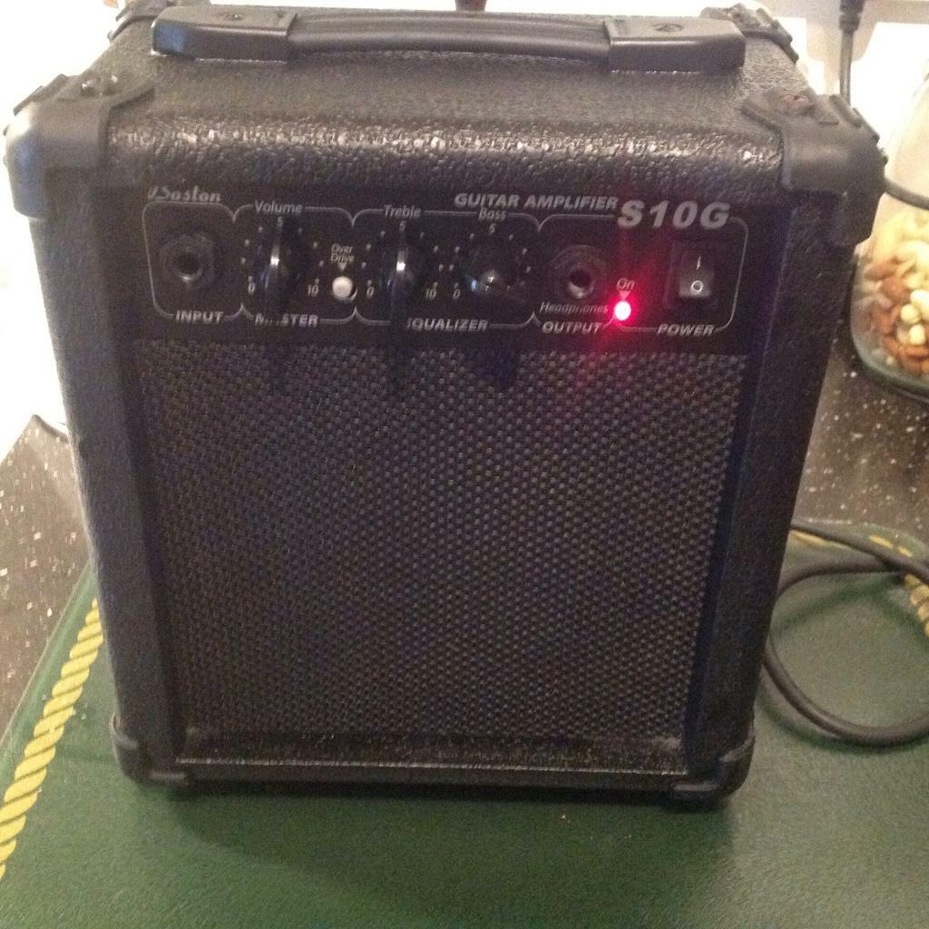 Small guitar amp in Old Kilpatrick, Glasgow Gumtree