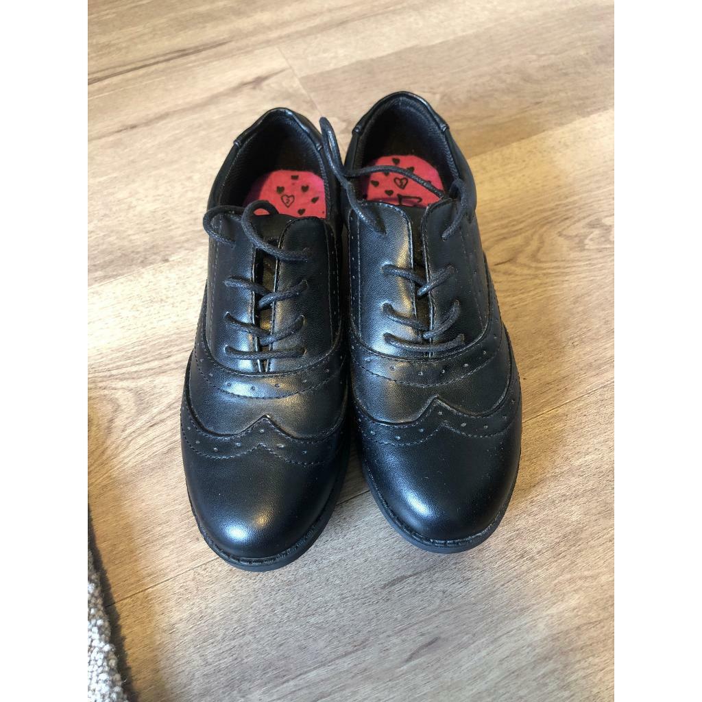 Size 2 Girls School Shoes In Ely Cambridgeshire Gumtree