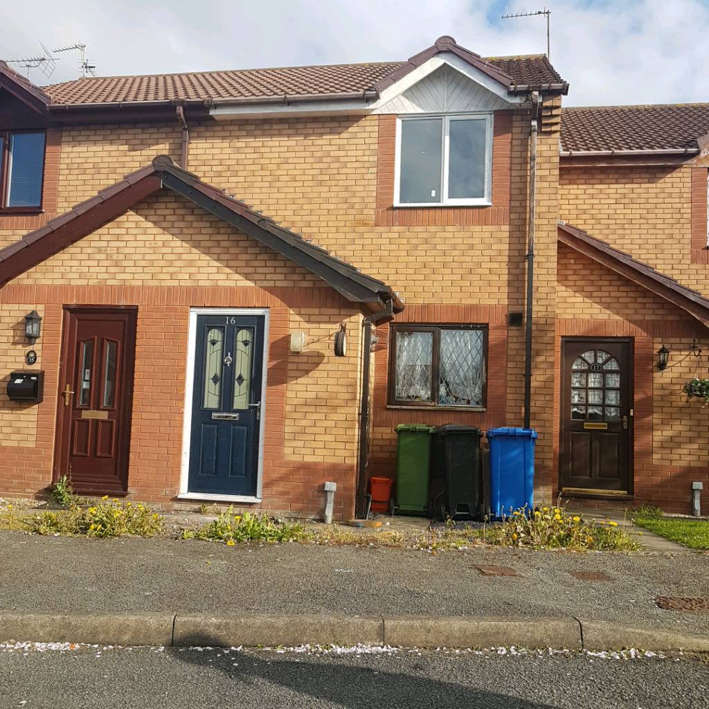 Now let subject to checks 2 bed house to rent in rhyl , private