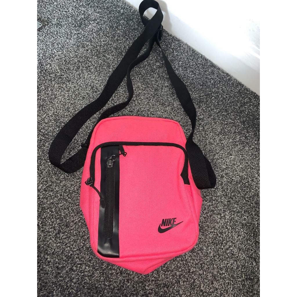 Nike shoulder bag pink in Sutton, London Gumtree