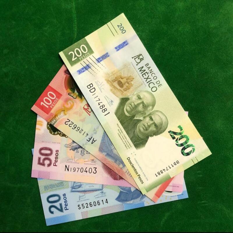 Lot of 4 Mexican 20,50,100 & 200 UNC Pesos Bills Currency Current