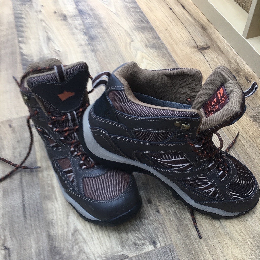 HYENA RAVINE WATERPROOF SAFETY BOOTS BROWN SIZE 10 | in Downend ...