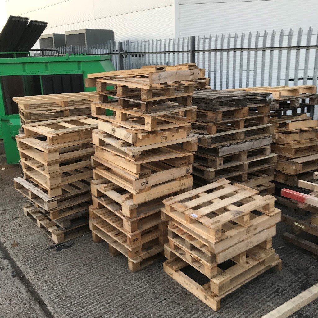 FREE PALLETS in Basildon, Essex Gumtree