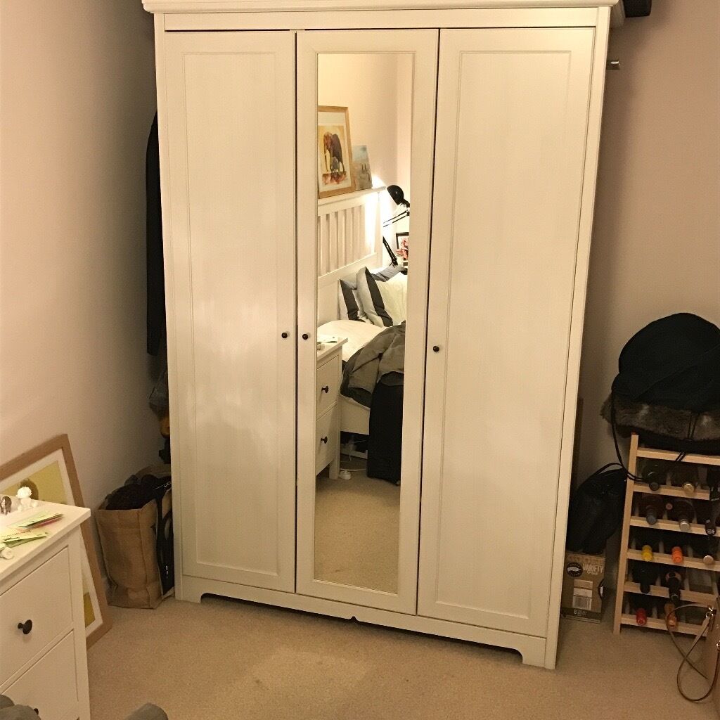  Ikea hemnes wardrobe  three doors with mirror in Brixton 