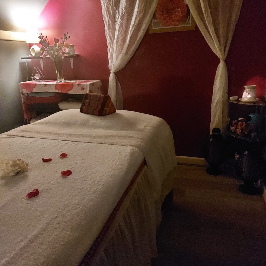 Hua Hin Leisure Traditional Thai Massage in Huddersfield in Huddersfield, West Yorkshire