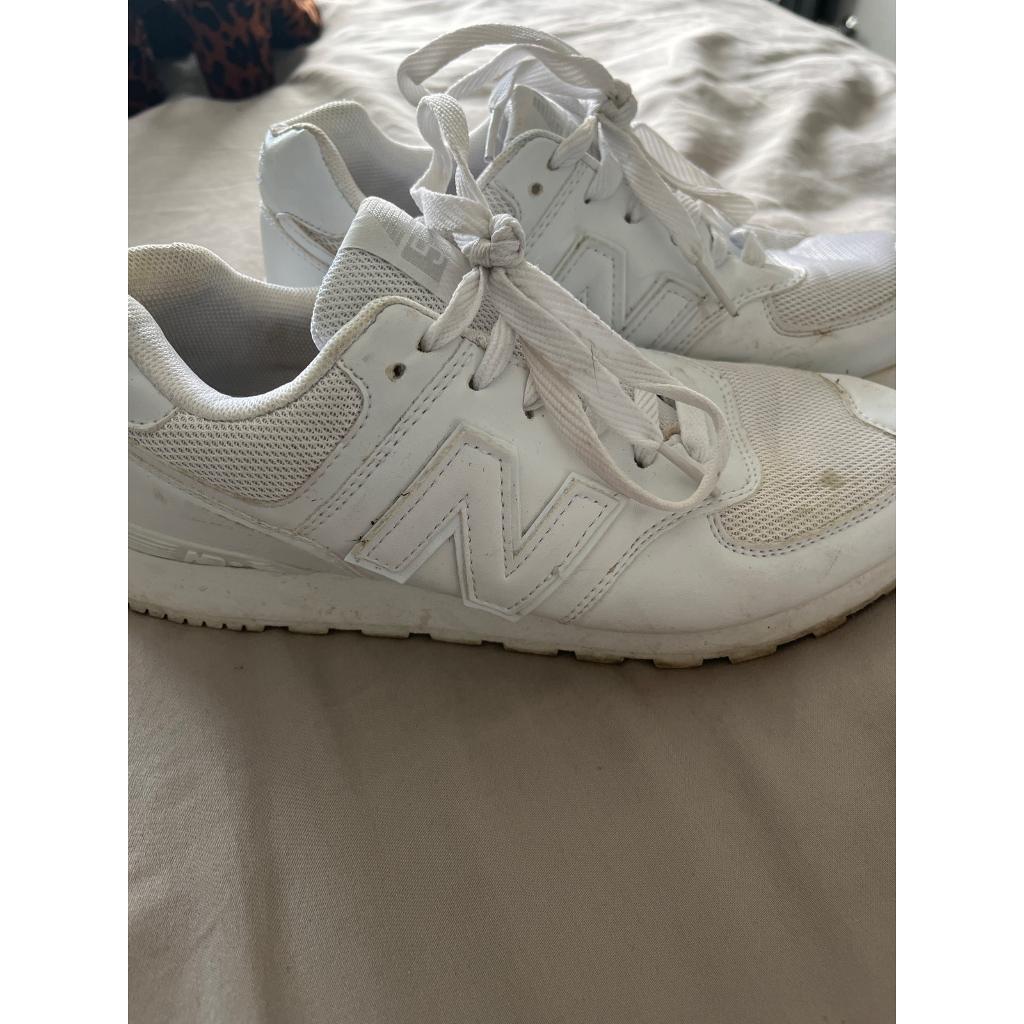 White new balance trainers size 5.5 
