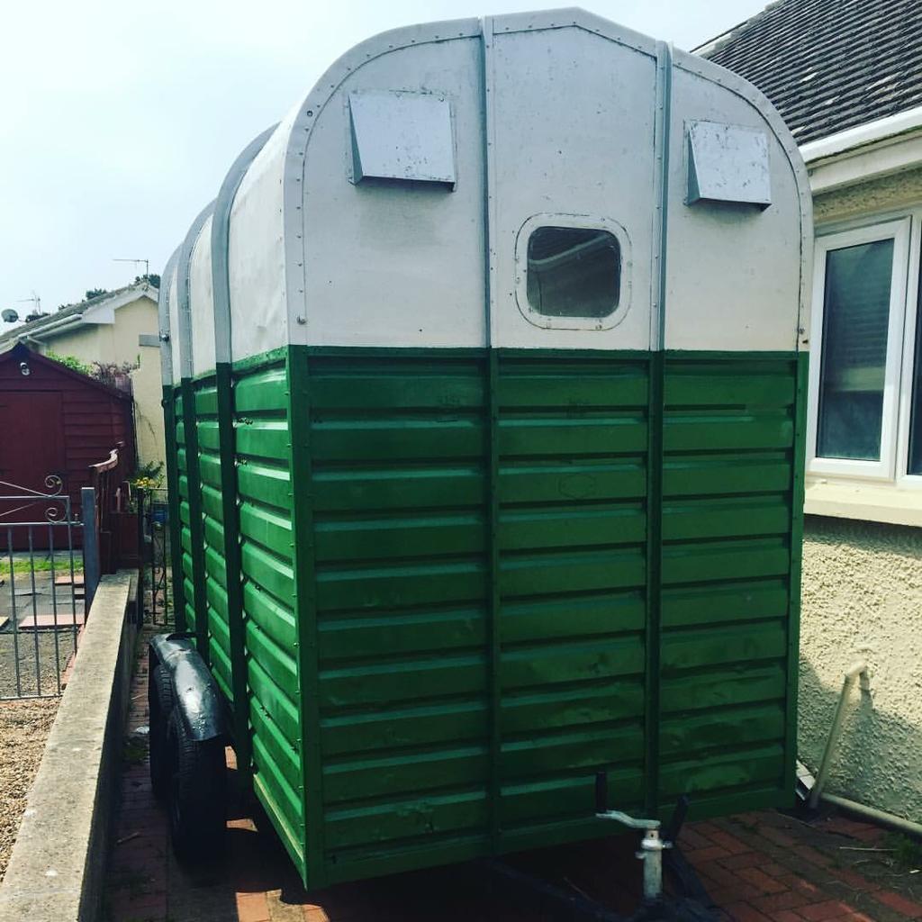 Horse/rice box in Porthcawl, Bridgend Gumtree