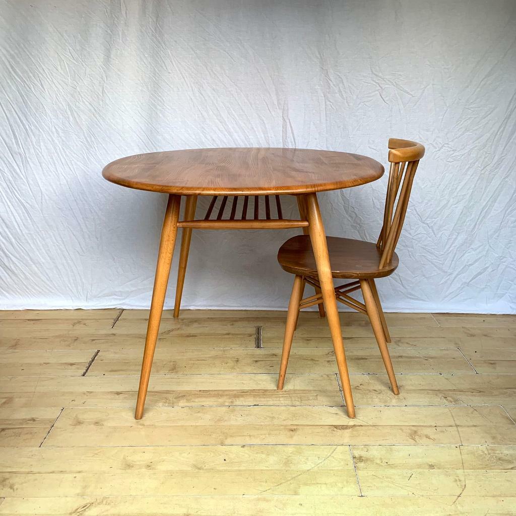Vintage Ercol 396 oval round breakfast dining kitchen rack table 1950s