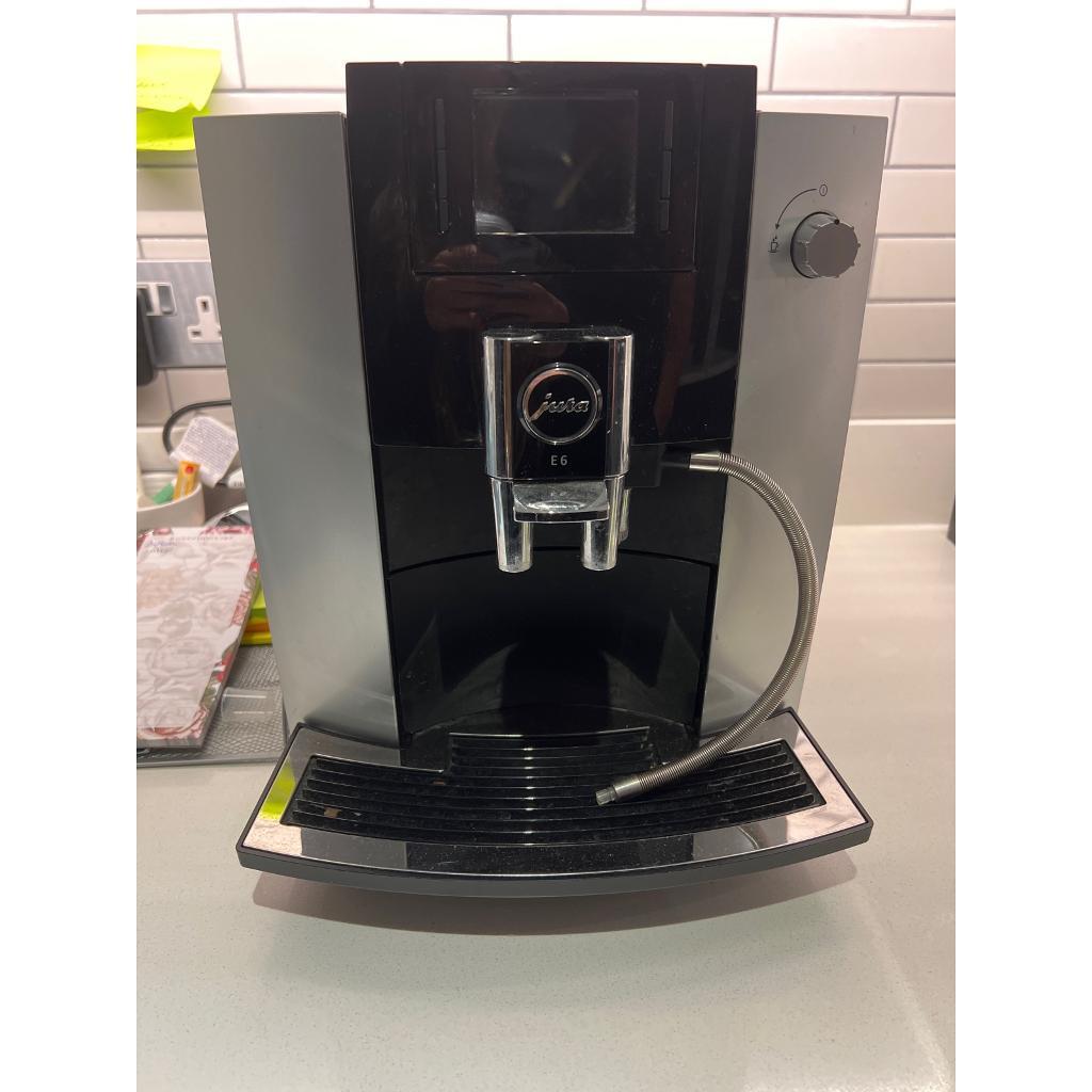 Jura E6 automatic coffee machine | in 