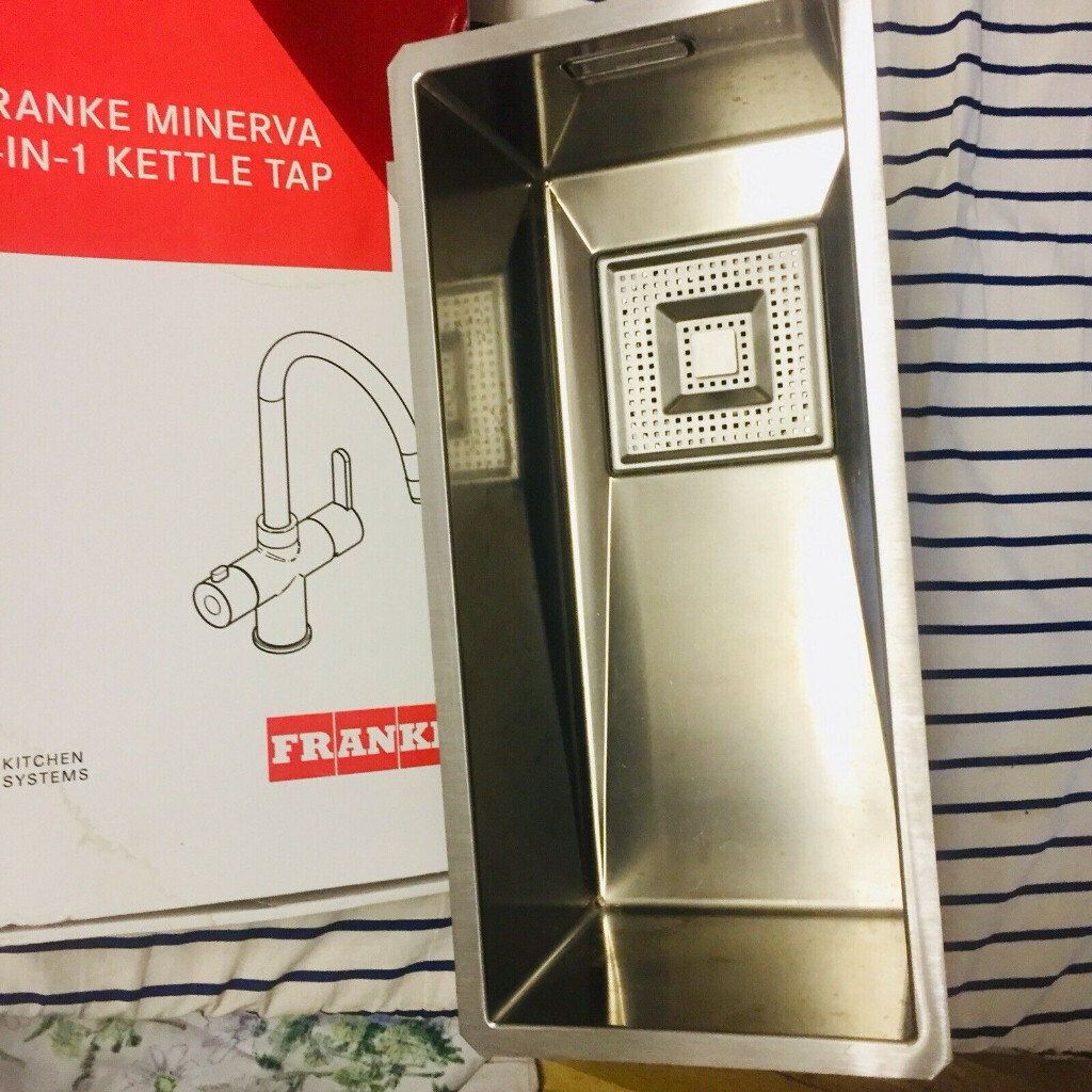 Franke 3in1 boiling water tap and sink Brand New in box with fittings