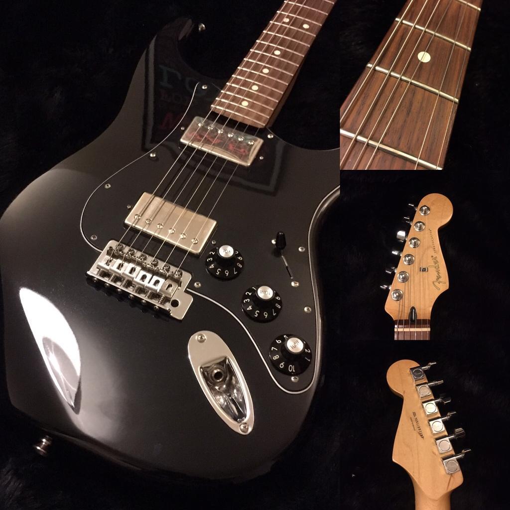 FENDER Blacktop HH Stratocaster With Hard Case in Bournville, West
