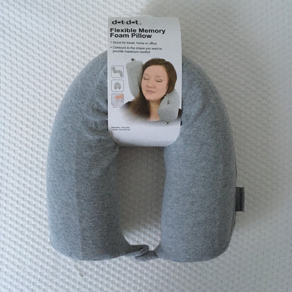 twist memory foam pillow