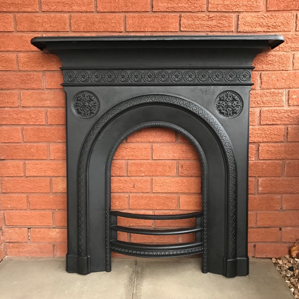 Antique Cast Iron Fireplace Fire Grate / Vintage Fire Place Fire