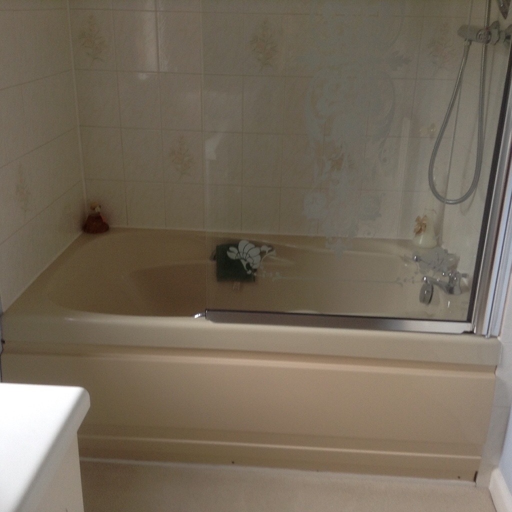 Armitage Shanks Cottage bathroom suite in Waterlooville, Hampshire