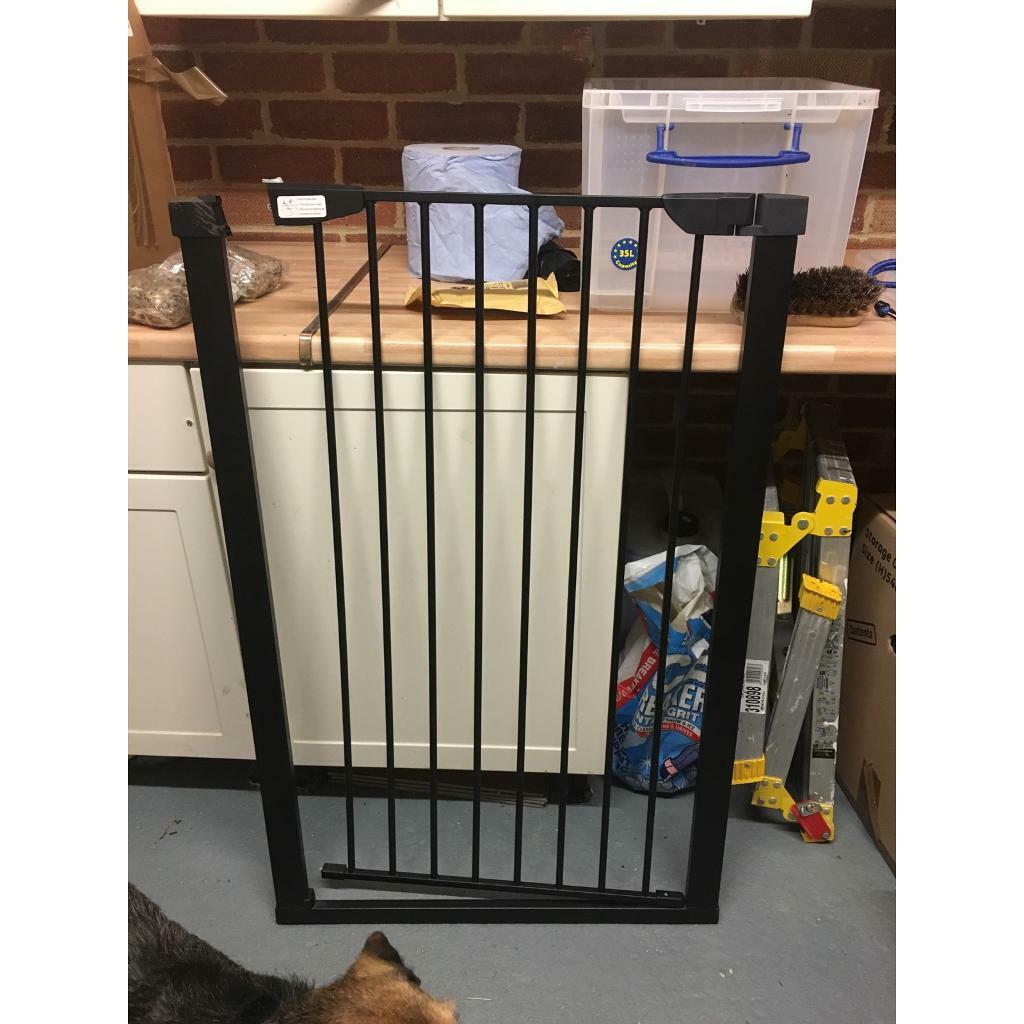 Extra tall pressure fit pet gate in Overton, Hampshire Gumtree