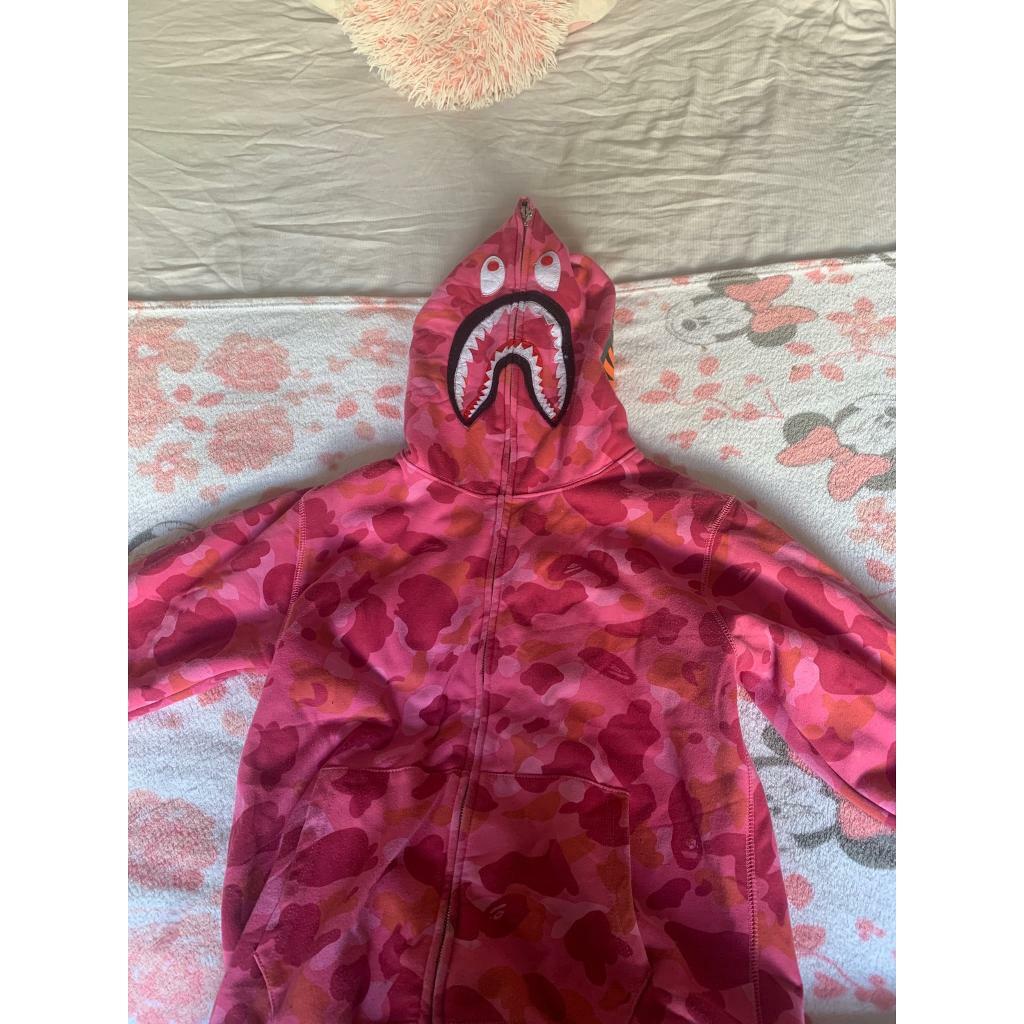 pink bape crewneck
