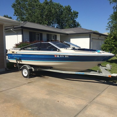 1988 Bayliner Capri