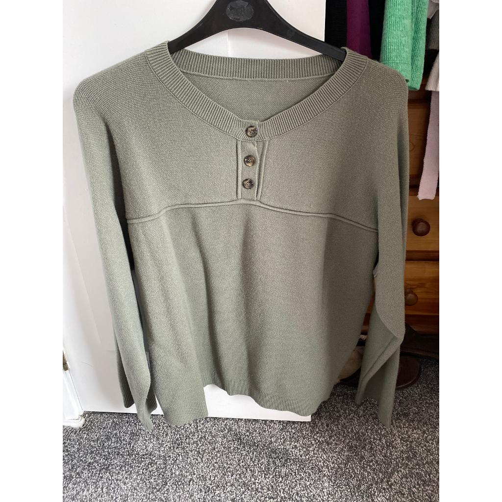 Zara BRAND NEW Women's Khaki Sweater 