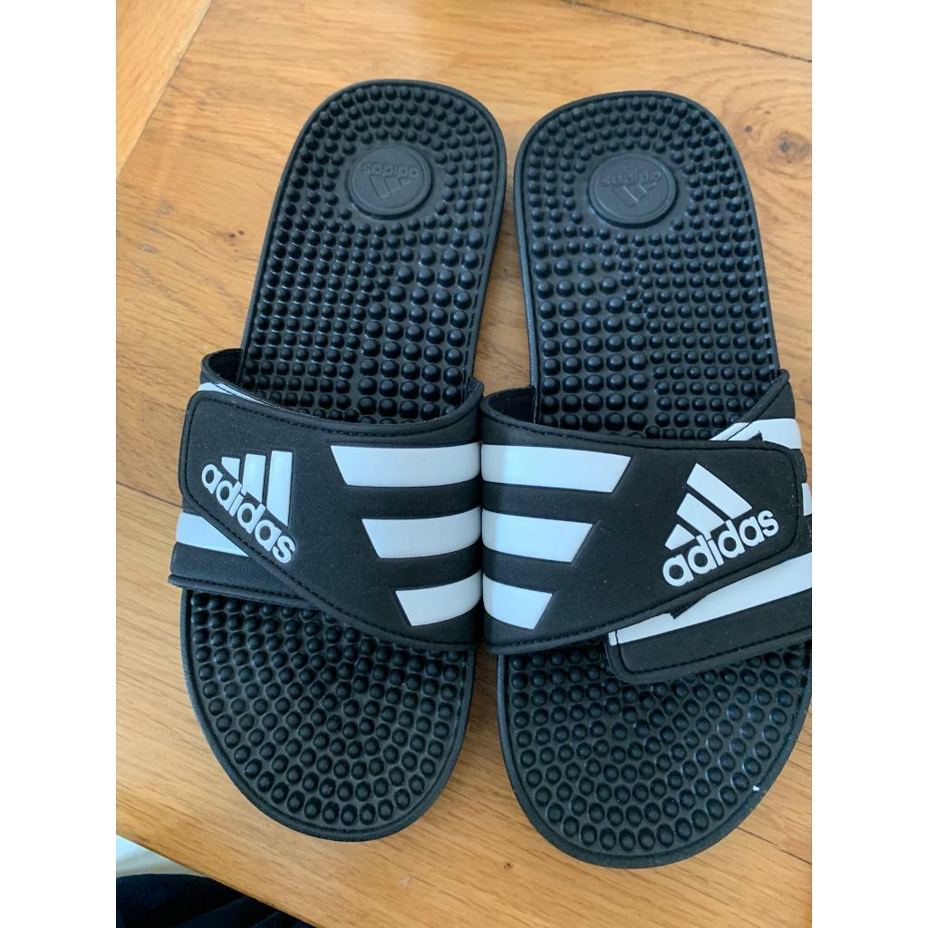 adidas sliders size 9