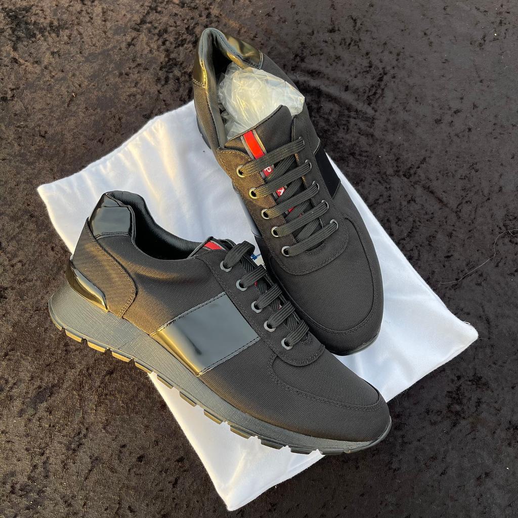 Prada Runners trainers black / navy 