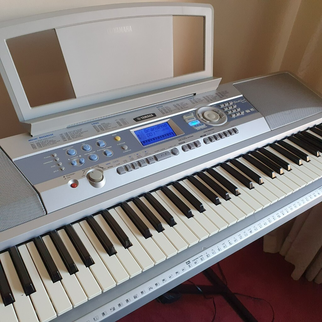 YAMAHA DGX200 Portable Midi Grand Piano in Guildford, Surrey Gumtree
