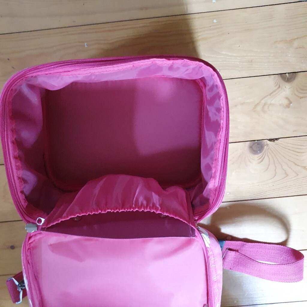 Small suitcase and matching vanity case 