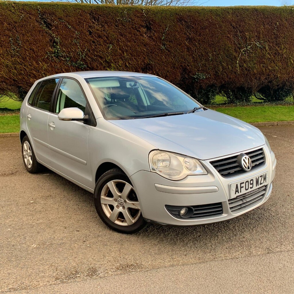 Cheap Volkswagen Polo low miles service history in Castlereagh