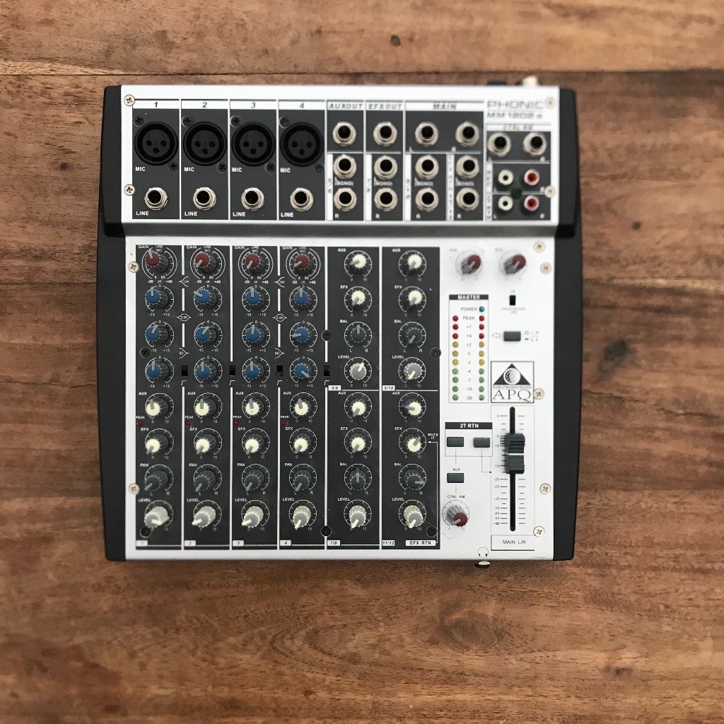 Phonic MM1202 mixer / DJ / Music Studio / Pro Audio in Carlton