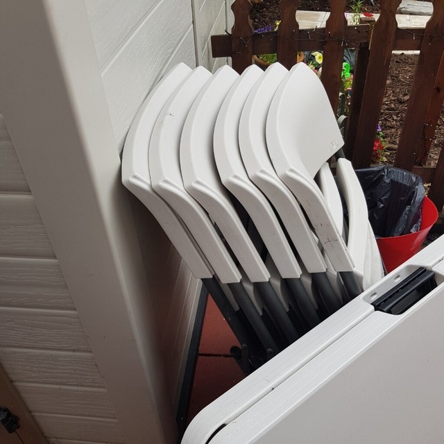 Costco Resin 6ft Outdoor Table Plus 6 Matching Chairs In Coatbridge North Lanarkshire Gumtree