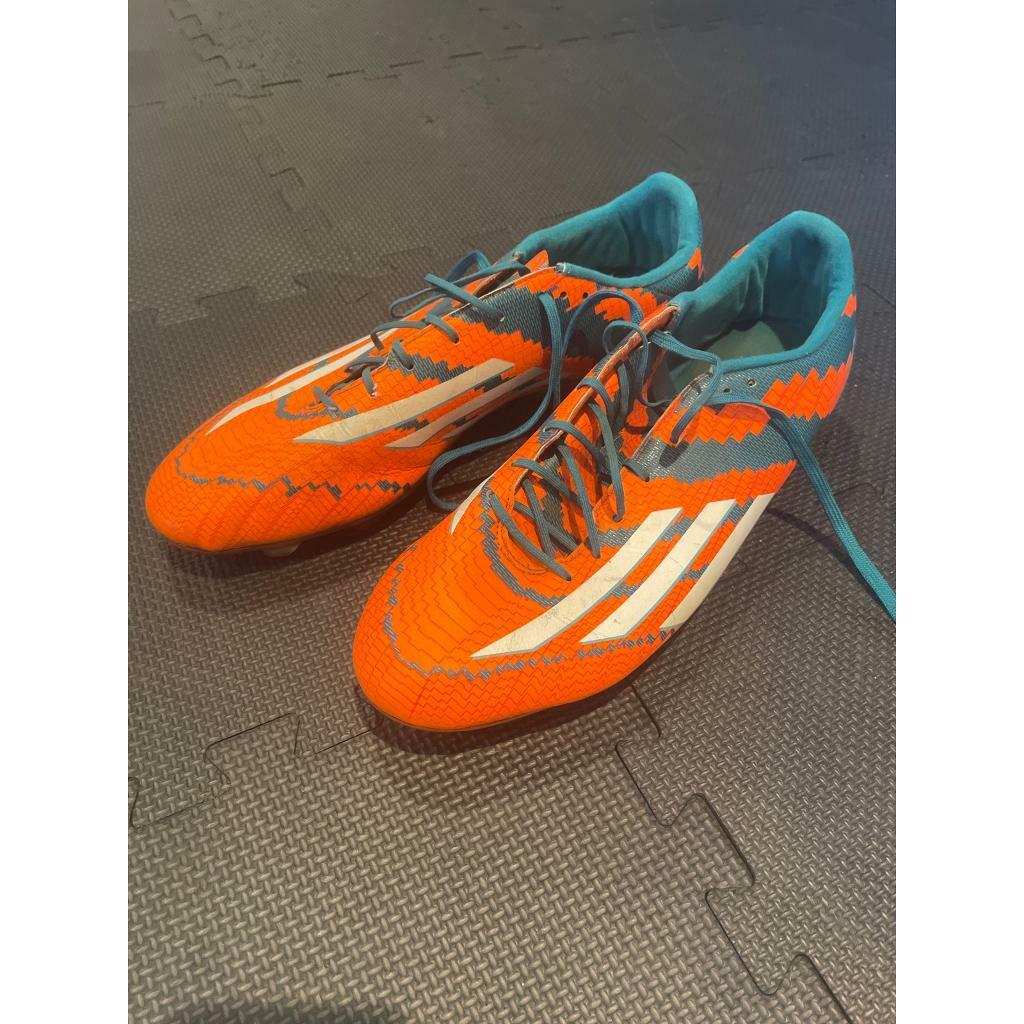 adidas messi 10.2