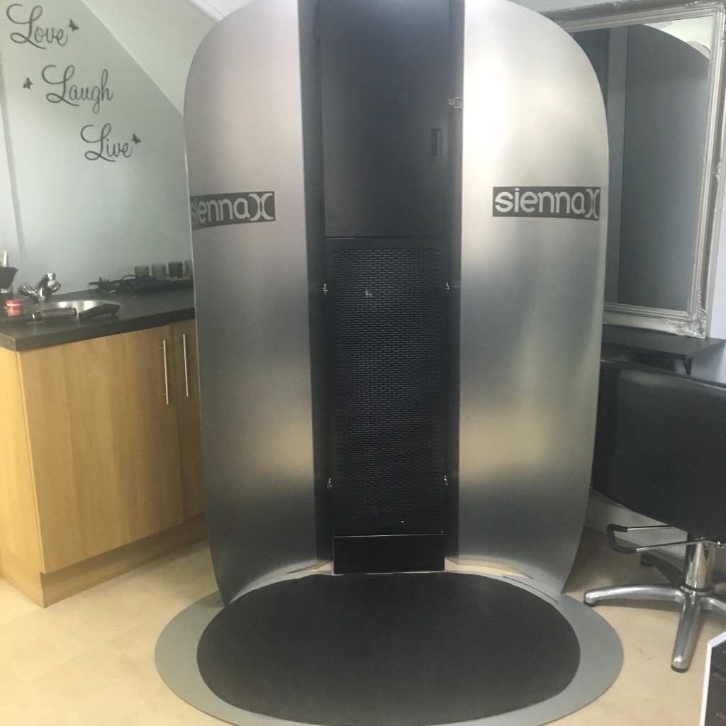 Sienna Spray Tan Extractor Booth and spray tan compressor Gun in