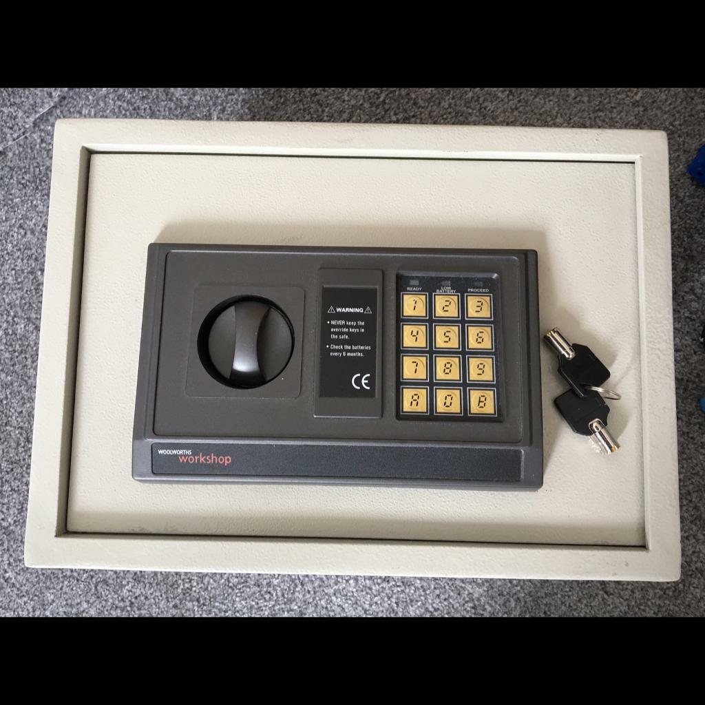 Safe for sale in Largs, North Ayrshire Gumtree