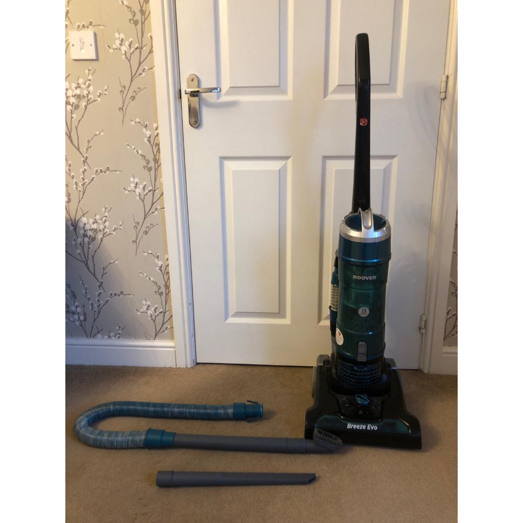Hoover ‘breeze evo’ vacuum cleaner. in Thornton, West Yorkshire Gumtree