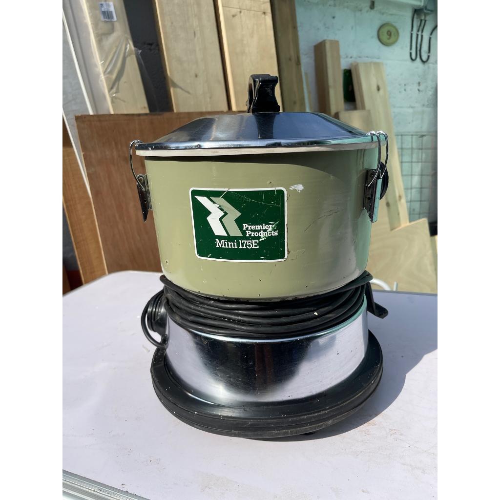 Henry Professional (2500 Watt) cleaner in Pontypridd, Rhondda Cynon