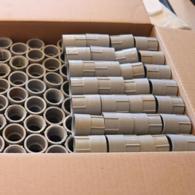 One Box of 100 Carlon 3/4'' PVC Female Adapters 100 Pcs  E942E
