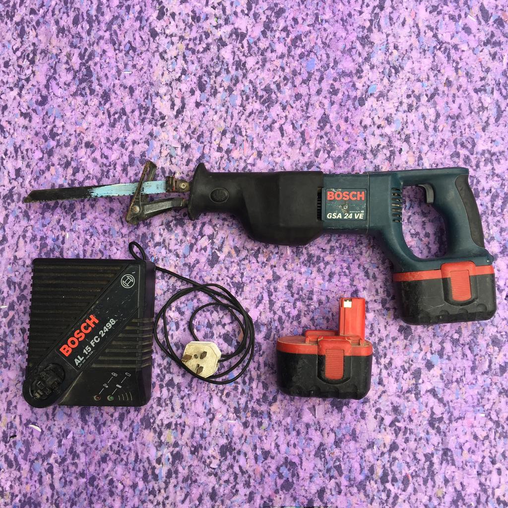 Bargain 24 Volt Bosch Reciprocating Saw Complete With 2 Batteries