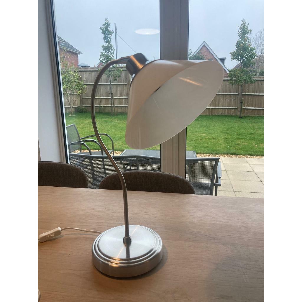 kroby table lamp