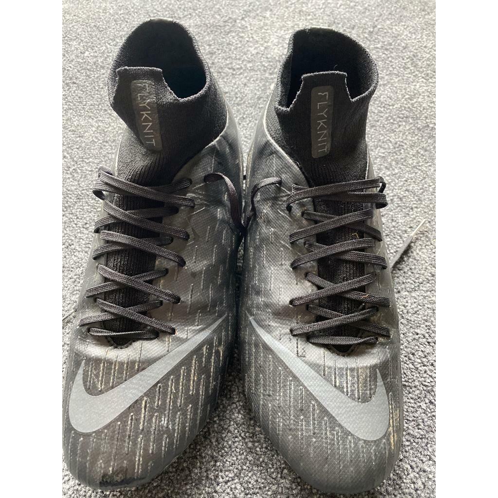 flyknit nike football boots