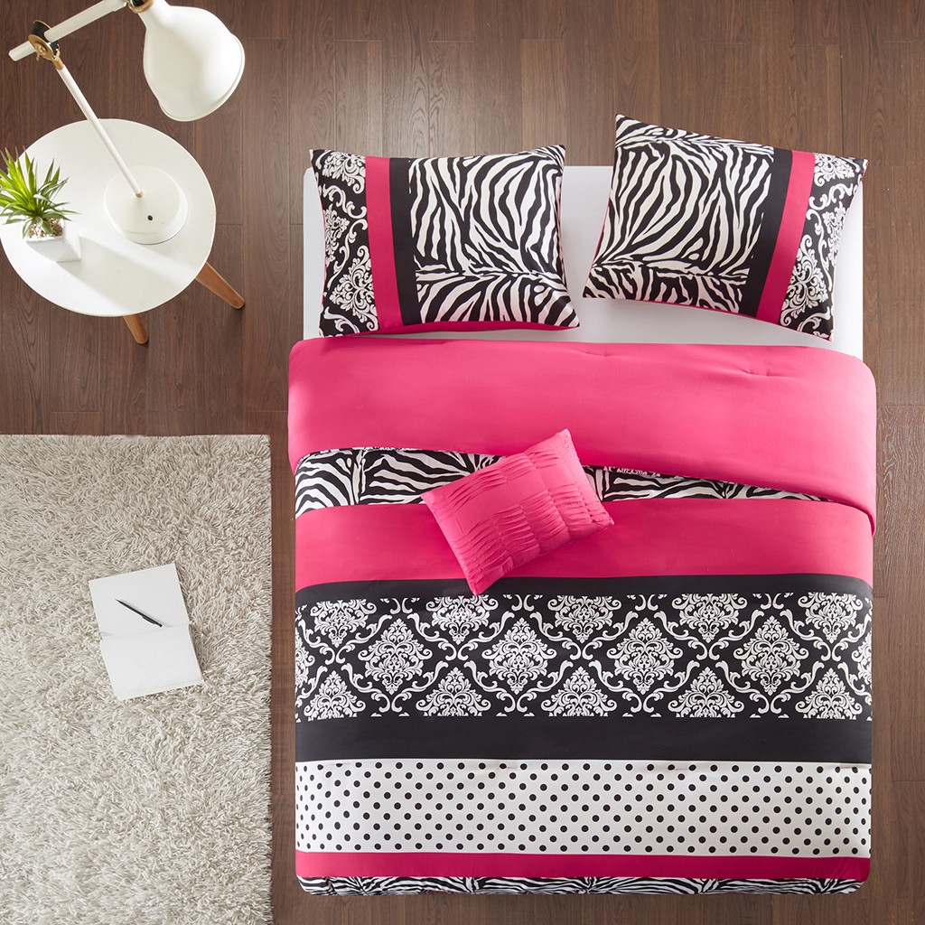 Brand new Sally Comforter 4 pieces  Set (Queen)