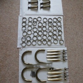 B Q Bay Window Silver Curtain Pole Bnib In Nuneaton